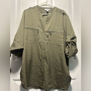 Brand new calvin Klein army green women’s dress shirt size XL